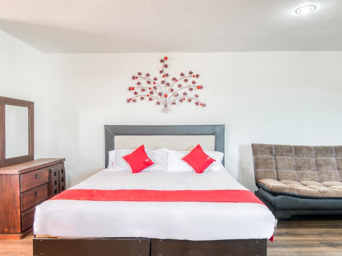Hotel Vista Markes ซากัตลัน ภายนอก รูปภาพ