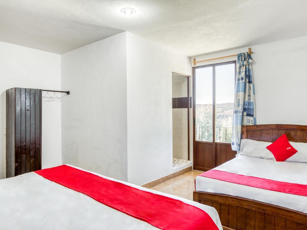 Hotel Vista Markes ซากัตลัน ภายนอก รูปภาพ