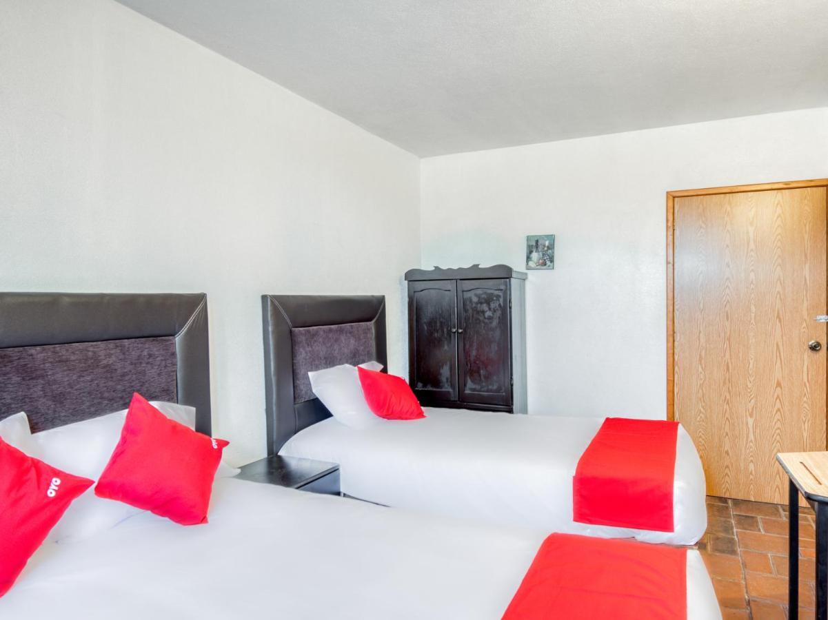 Hotel Vista Markes ซากัตลัน ภายนอก รูปภาพ