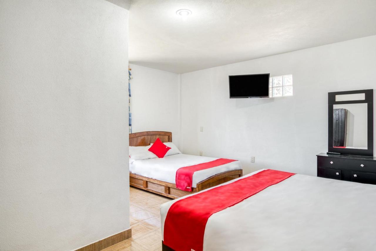 Hotel Vista Markes ซากัตลัน ภายนอก รูปภาพ