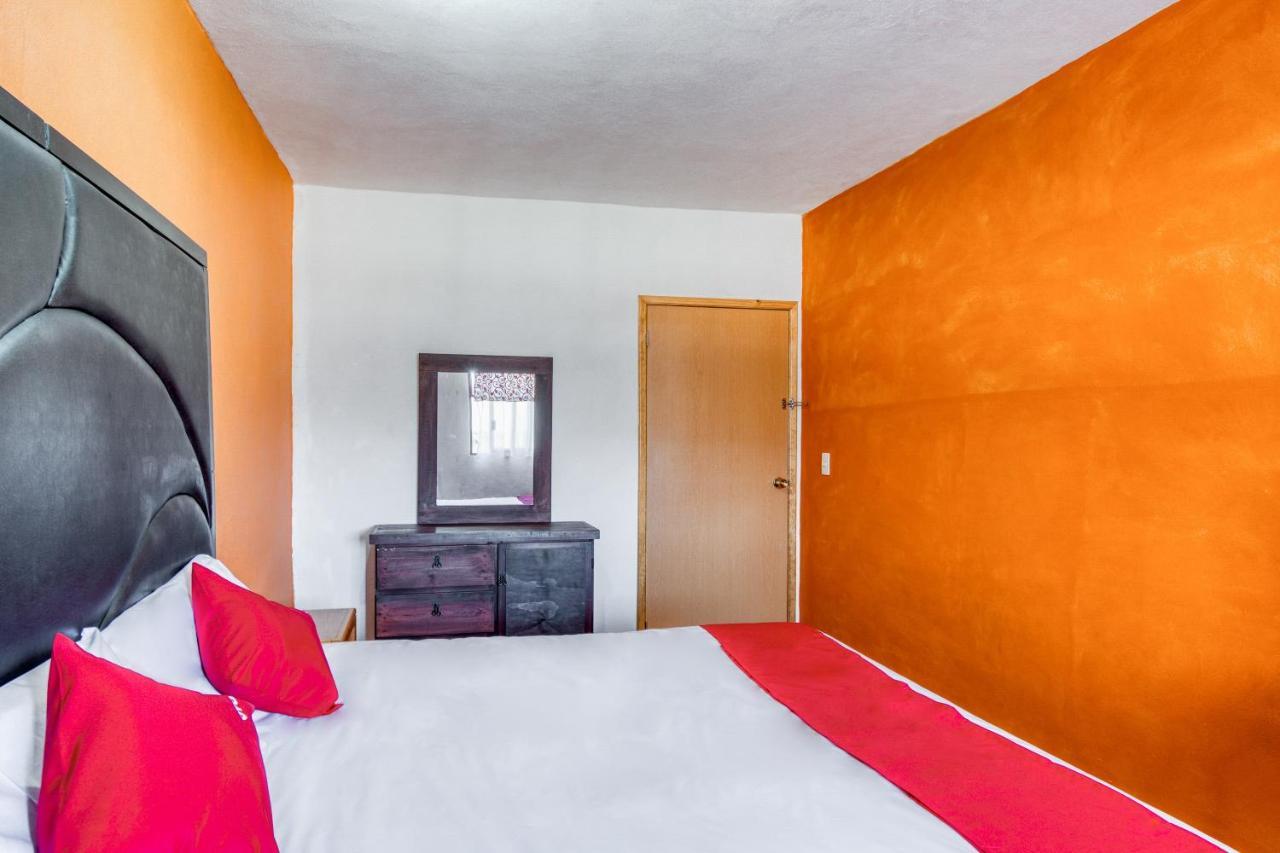Hotel Vista Markes ซากัตลัน ภายนอก รูปภาพ
